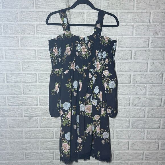 NWT MSRP $128 ECI Floral Smocked Cold Shoulder Dress Women's Size Small - Picture 7 of 8